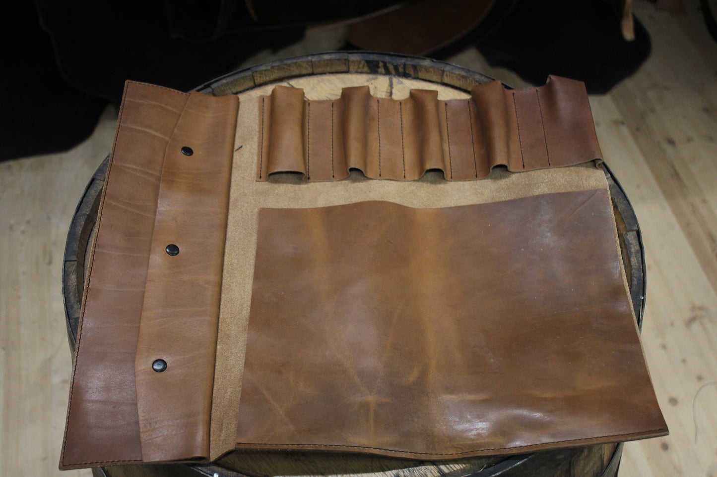 Leder-Messertasche hellbraun